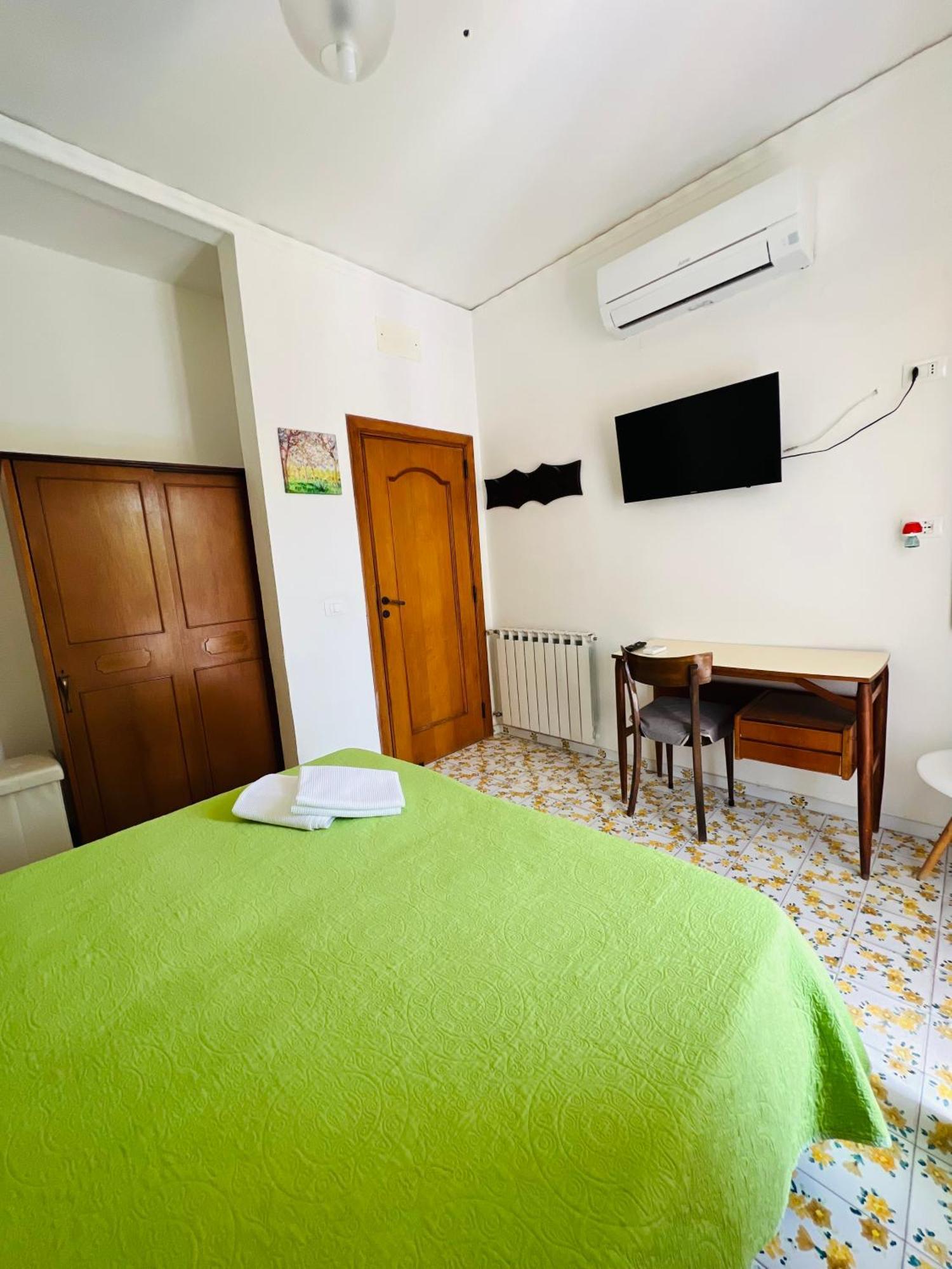 Villa Thomas Bb Conduzione Familiare Forio di Ischia 외부 사진