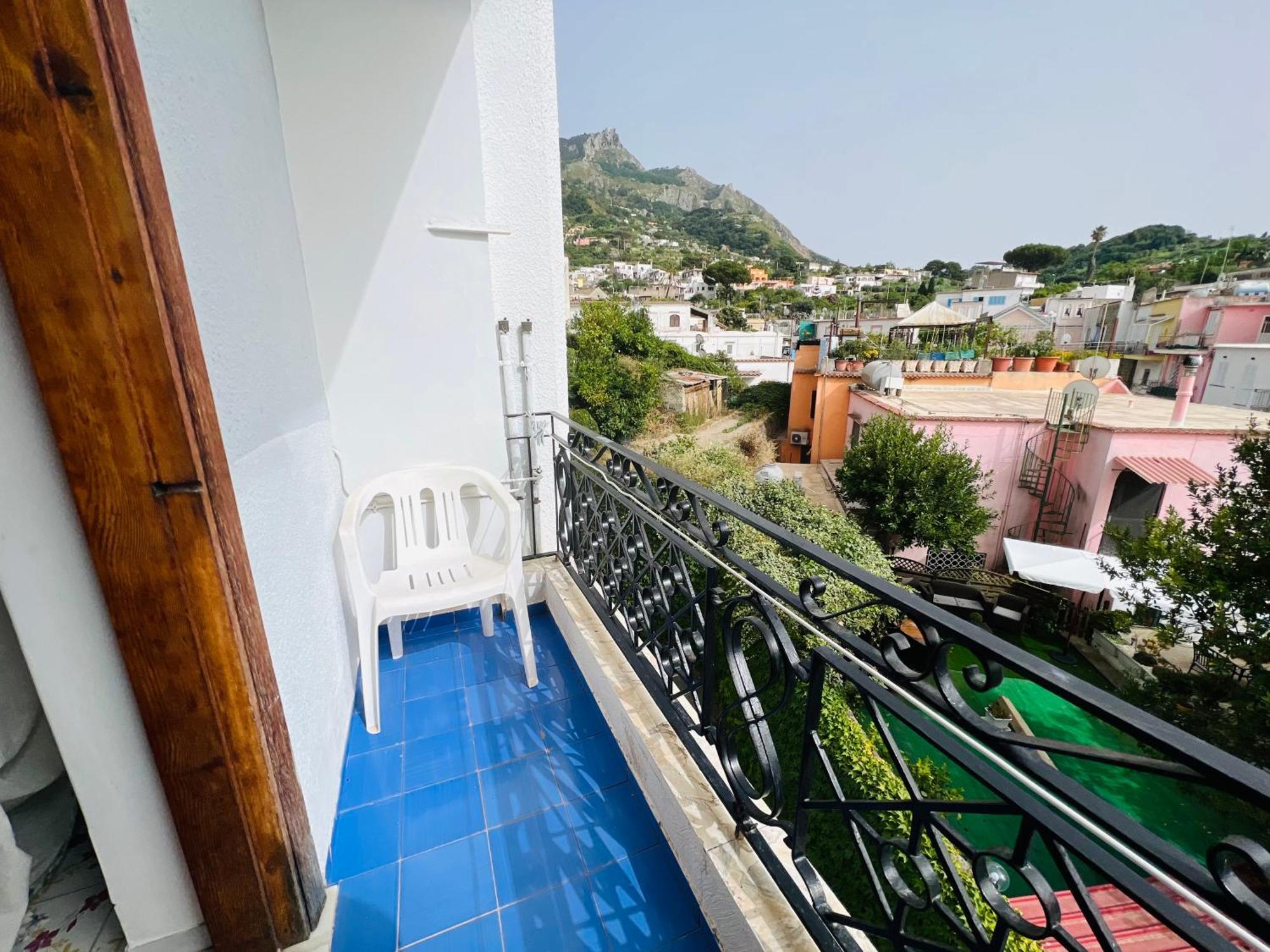 Villa Thomas Bb Conduzione Familiare Forio di Ischia 객실 사진