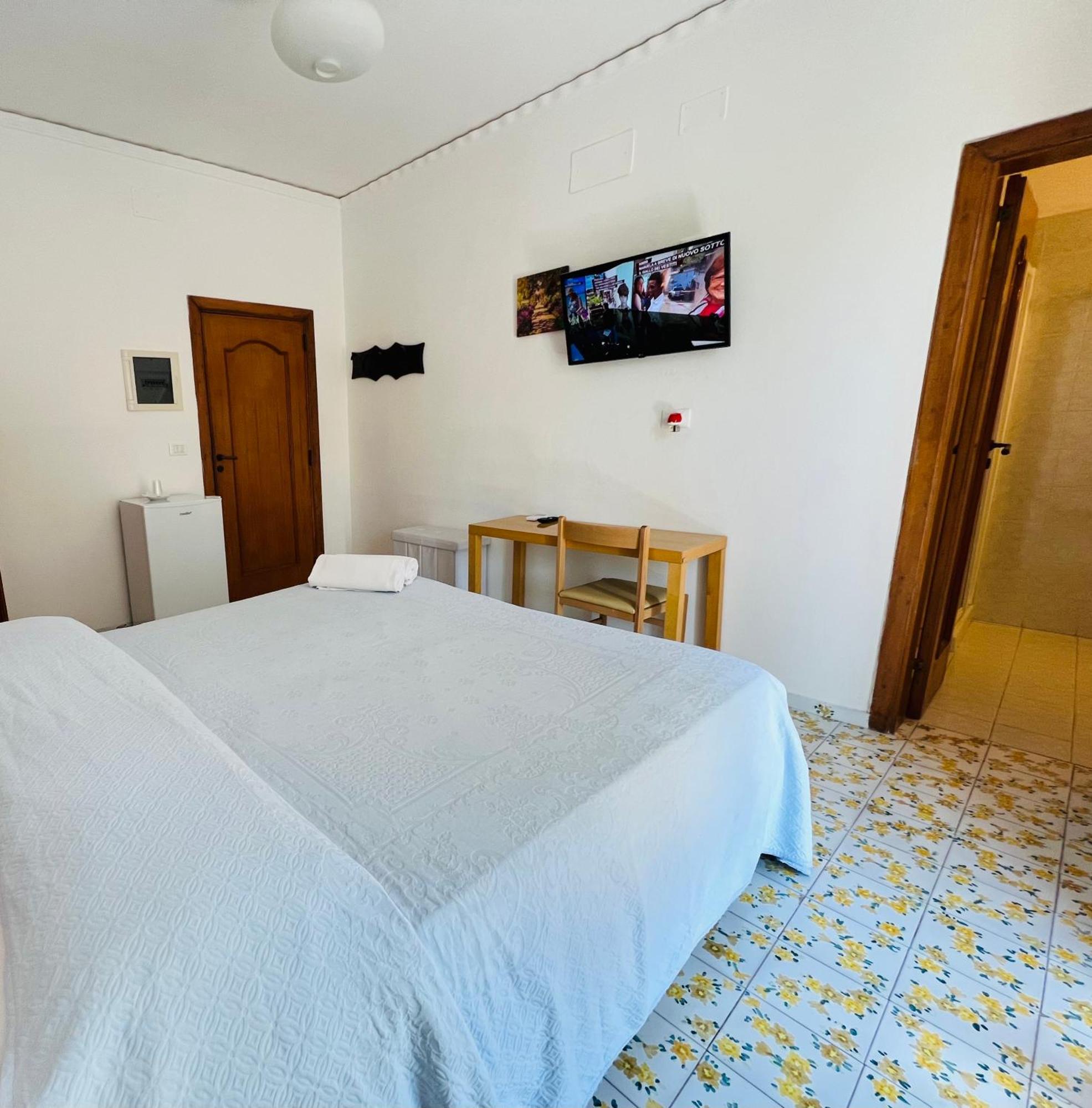 Villa Thomas Bb Conduzione Familiare Forio di Ischia 외부 사진